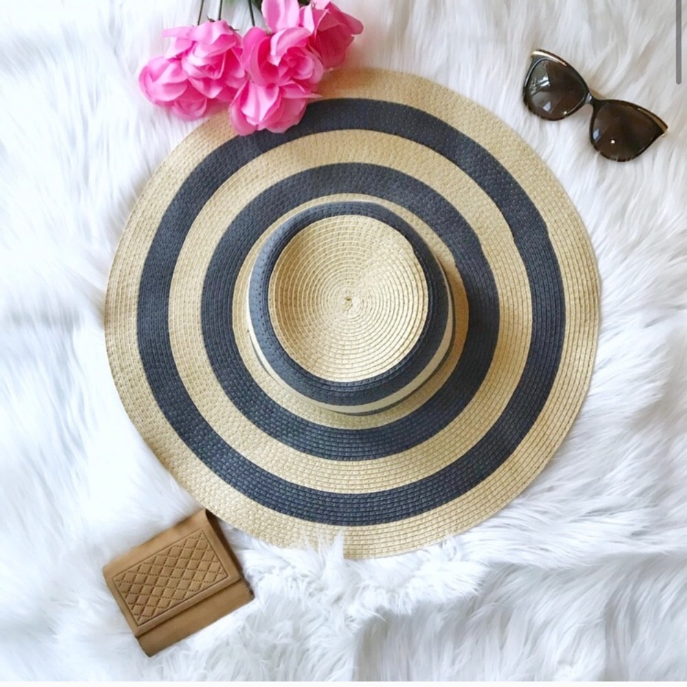 Striped Sun Hat (NWOT)